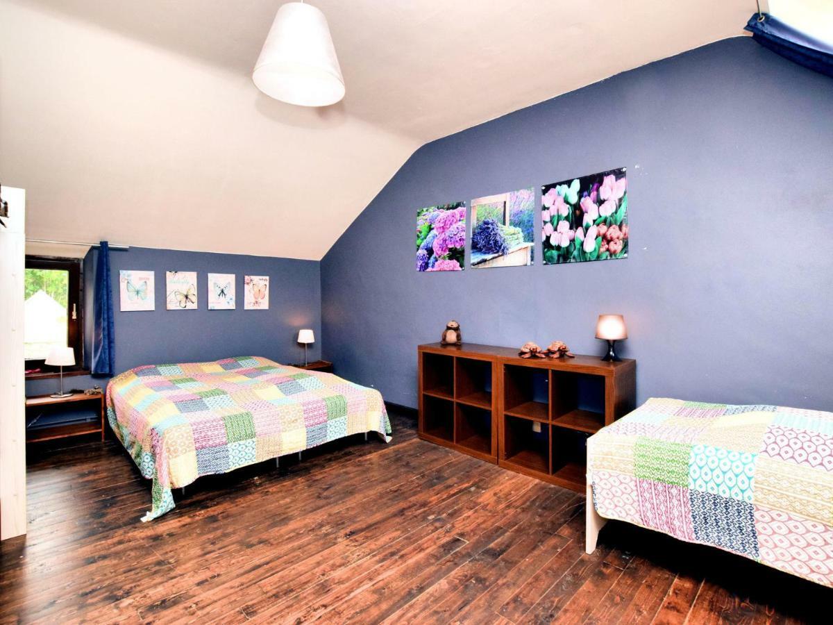 Spacious Holiday Home In Lierneux With Garden Eksteriør bilde